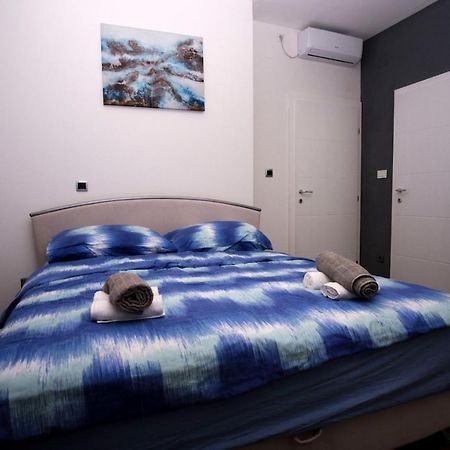 Ana Rooms ยูบุสกี ภายนอก รูปภาพ